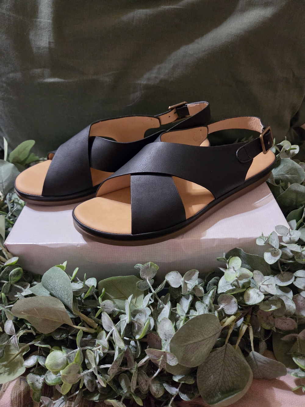 #701-Cloudwalkers By Avenue Slingback Sandals - Classic Crossover Design,sz10W